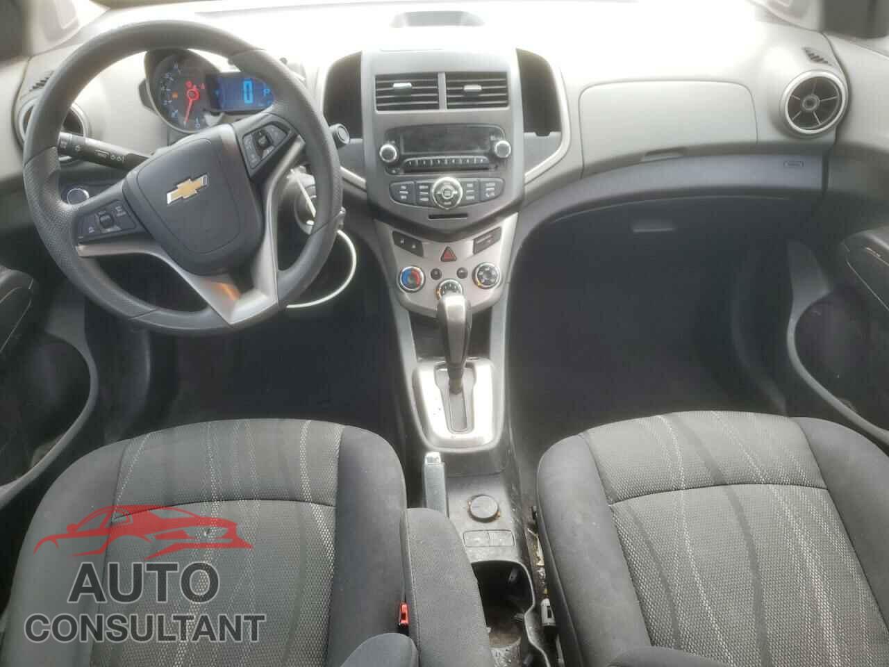 CHEVROLET SONIC 2014 - 1G1JC5SH7E4191663