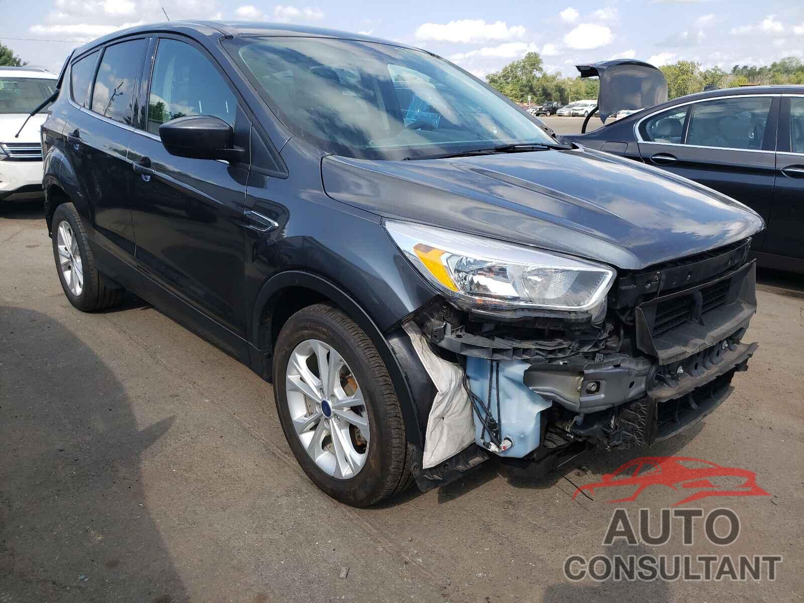 FORD ESCAPE 2017 - 1FMCU0GD0HUB99206