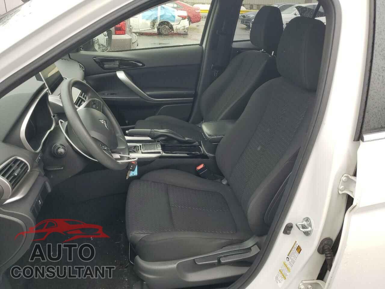 MITSUBISHI ECLIPSE 2018 - JA4AT4AA2JZ045569