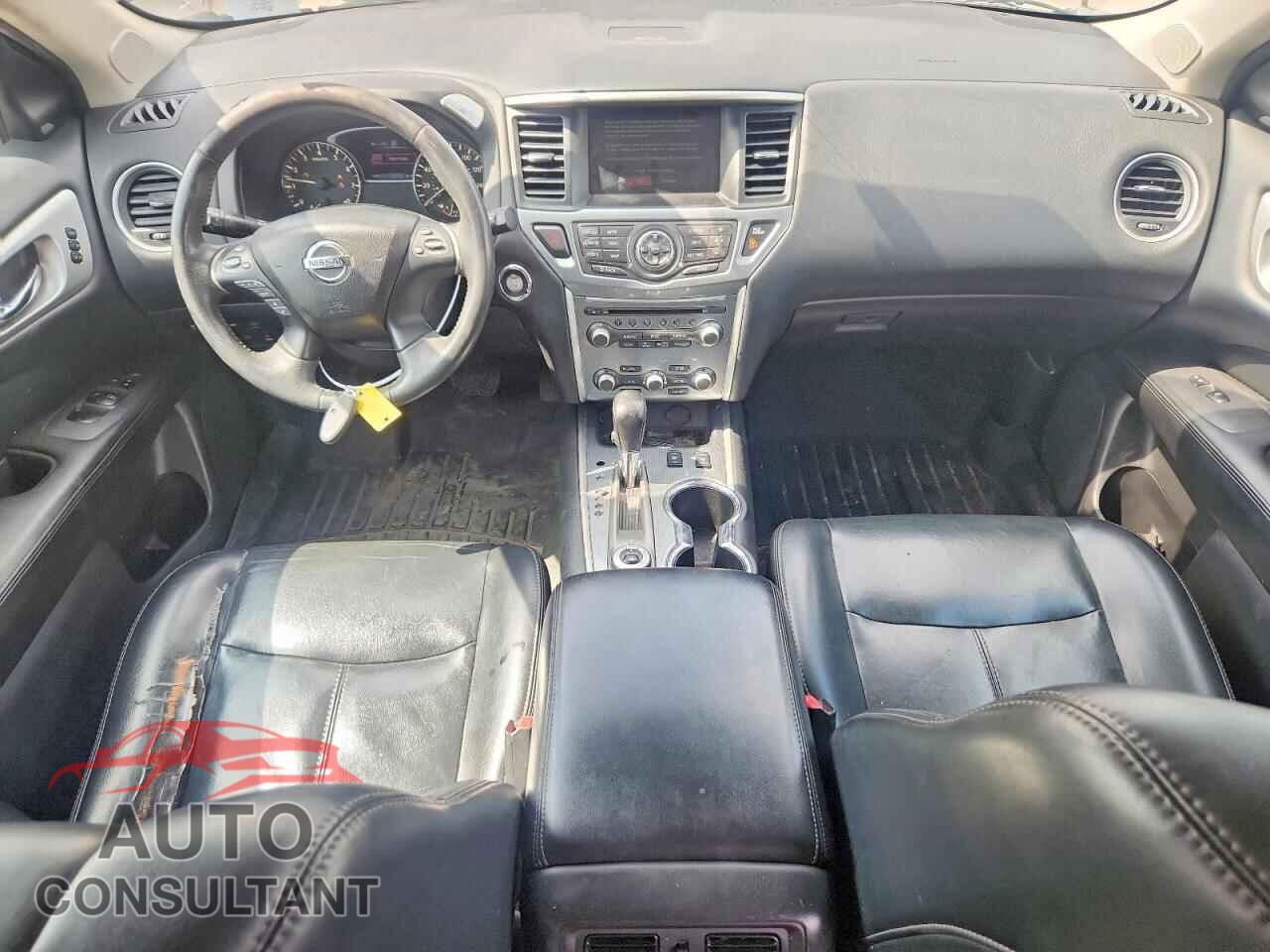 NISSAN PATHFINDER 2017 - 5N1DR2MM3HC603899