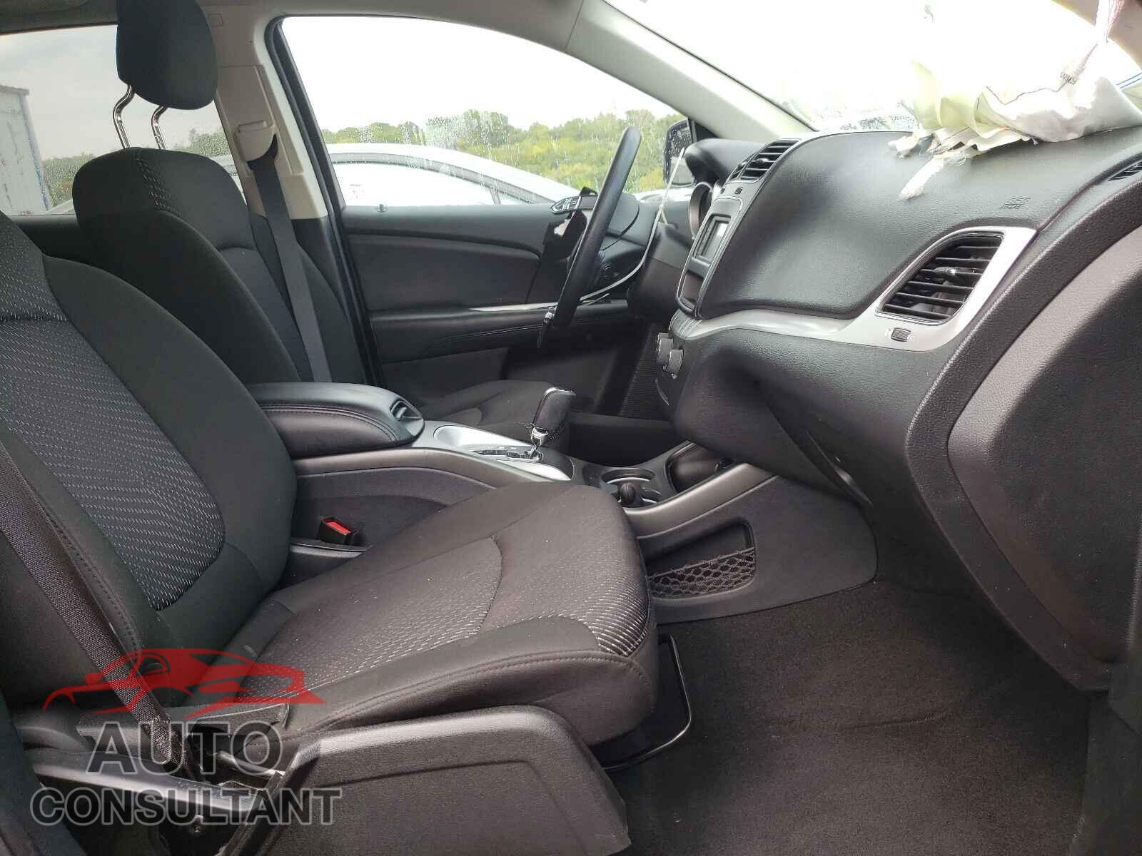 DODGE JOURNEY 2019 - 3C4PDCBB0KT821186