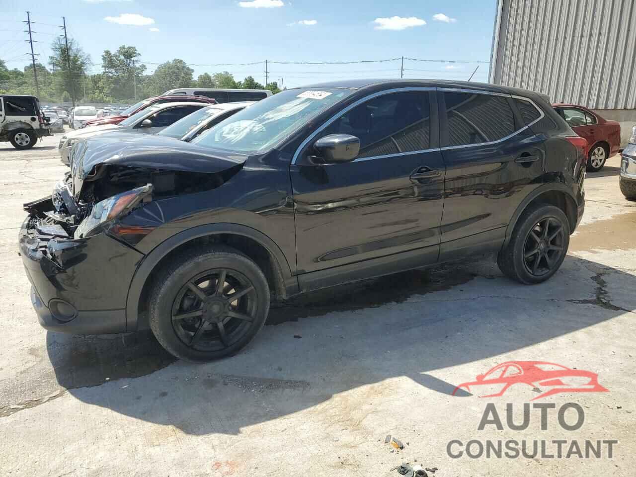 NISSAN ROGUE 2018 - JN1BJ1CP8JW155269