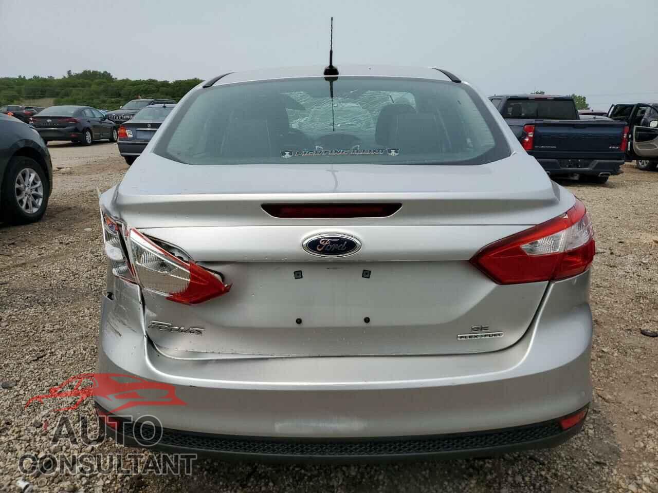 FORD FOCUS 2014 - 1FADP3F22EL262993