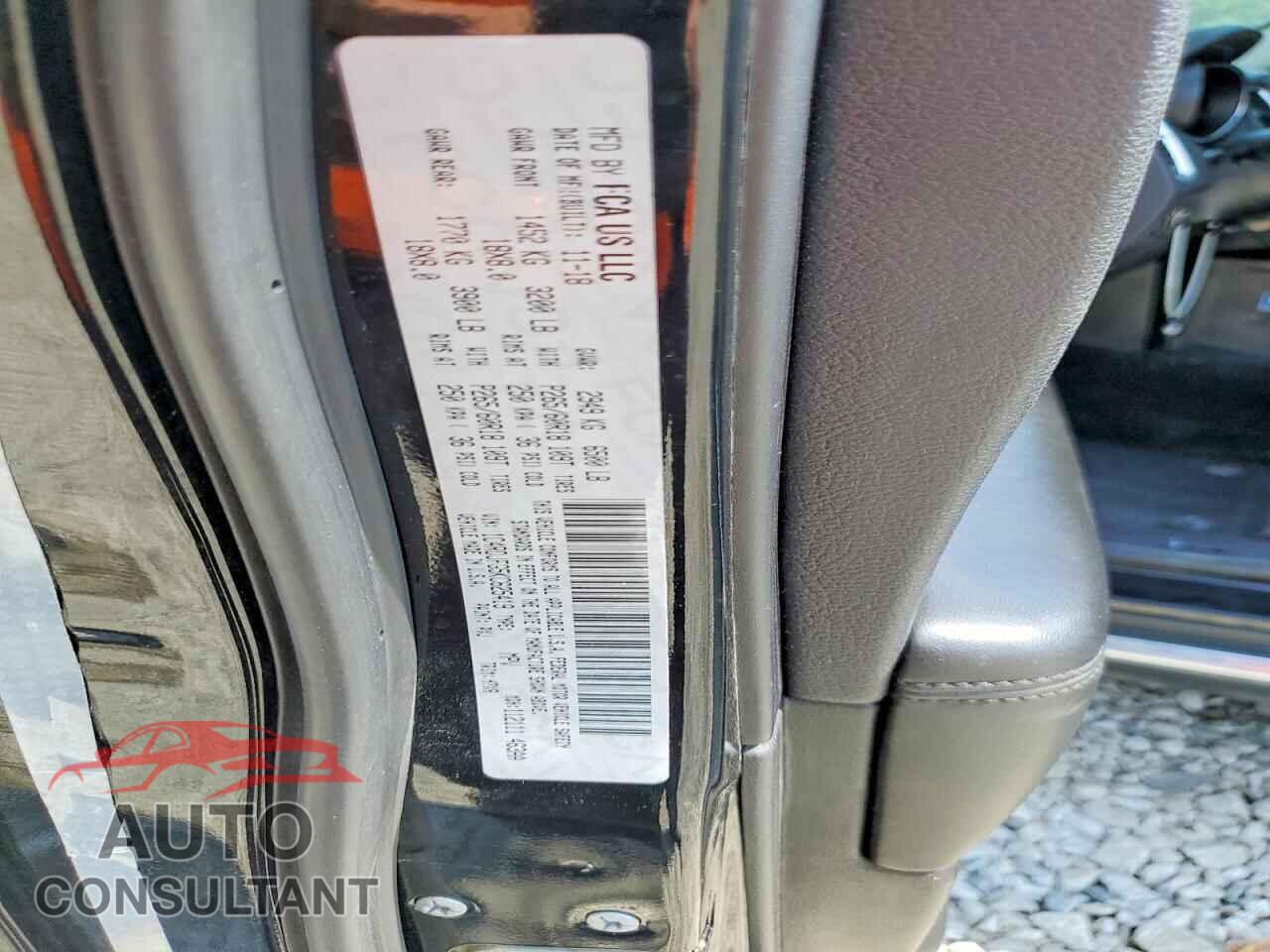 DODGE DURANGO 2019 - 1C4RDJFG5KC625419