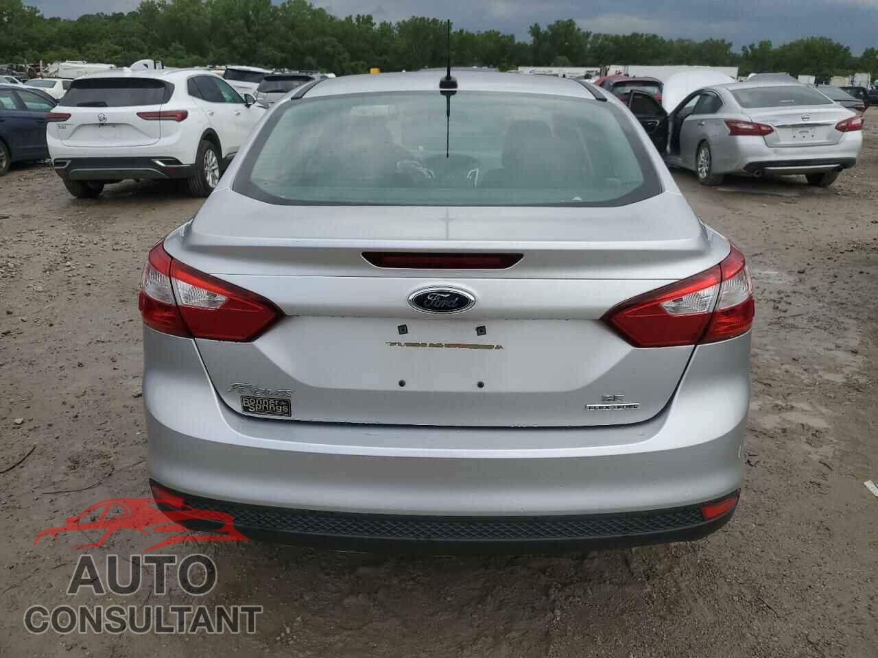 FORD FOCUS 2014 - 1FADP3F28EL155852