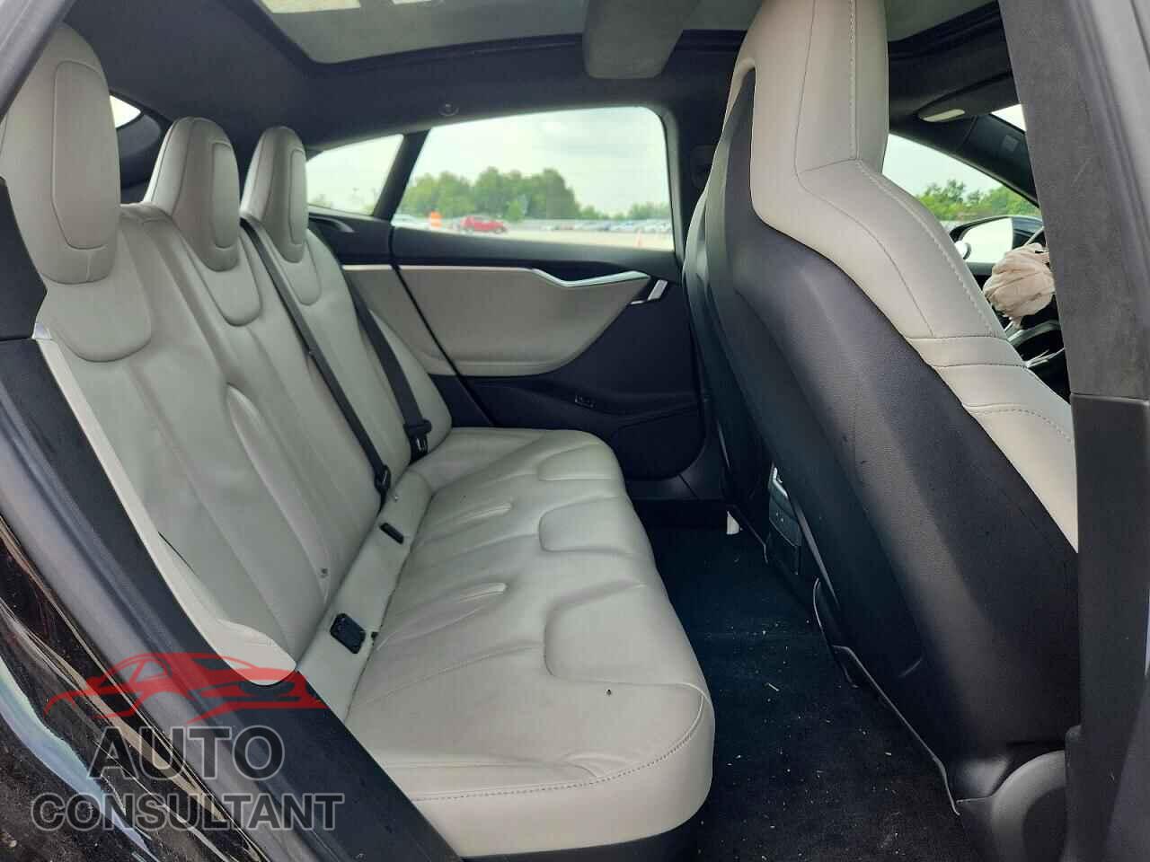 TESLA MODEL S 2016 - 5YJSA1E1XGF174716