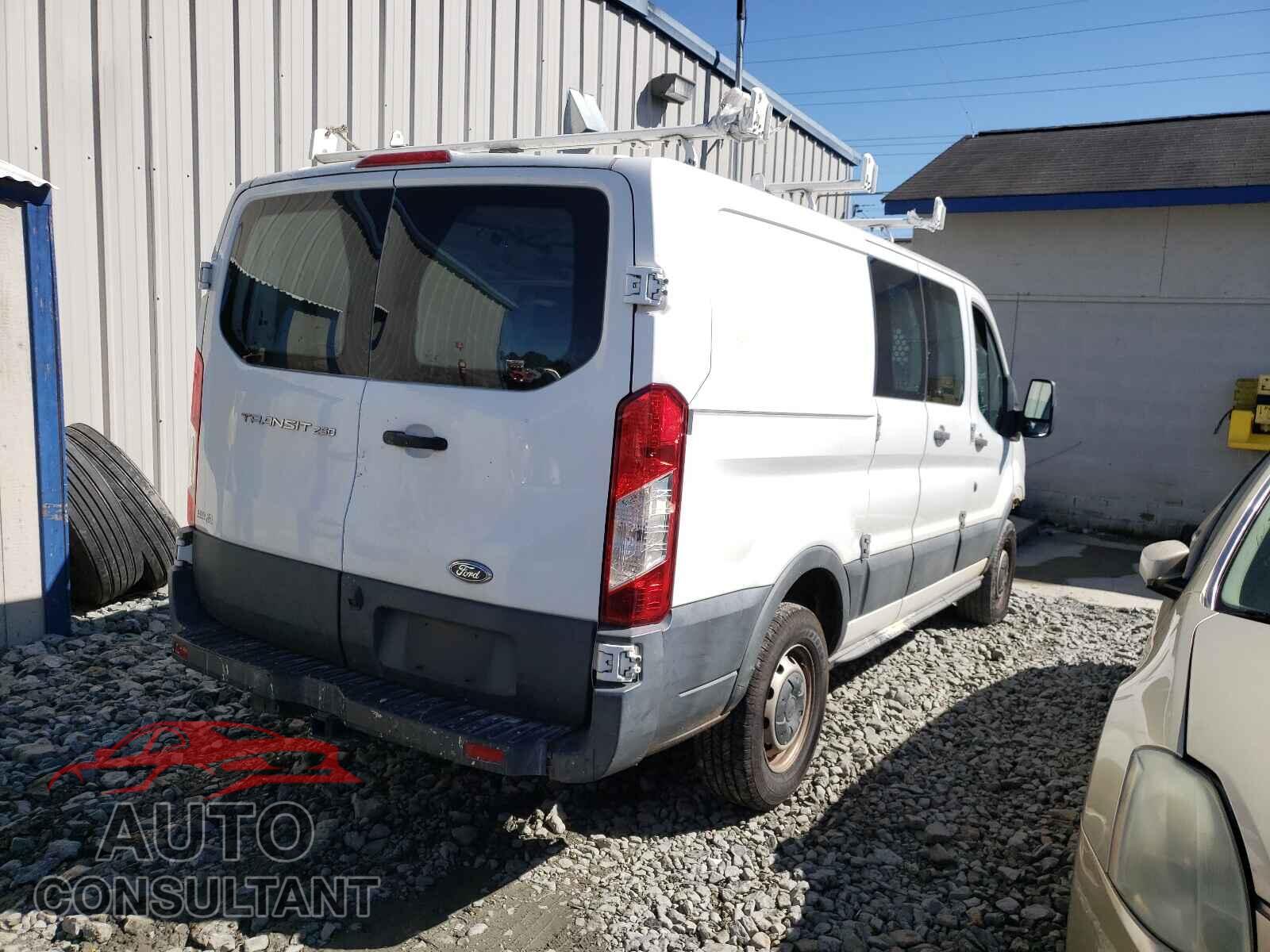 FORD TRANSIT CO 2016 - 1FTYR1ZM5GKB13820