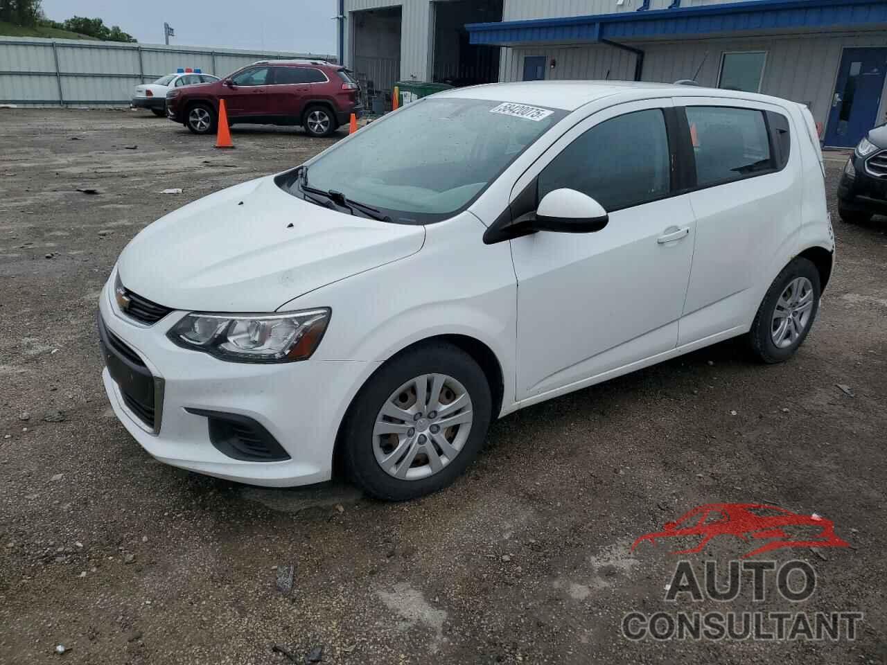 CHEVROLET SONIC 2017 - 1G1JG6SH2H4158780