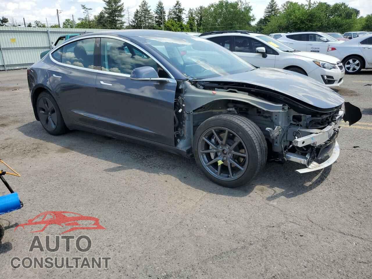 TESLA MODEL 3 2018 - 5YJ3E1EB5JF145732