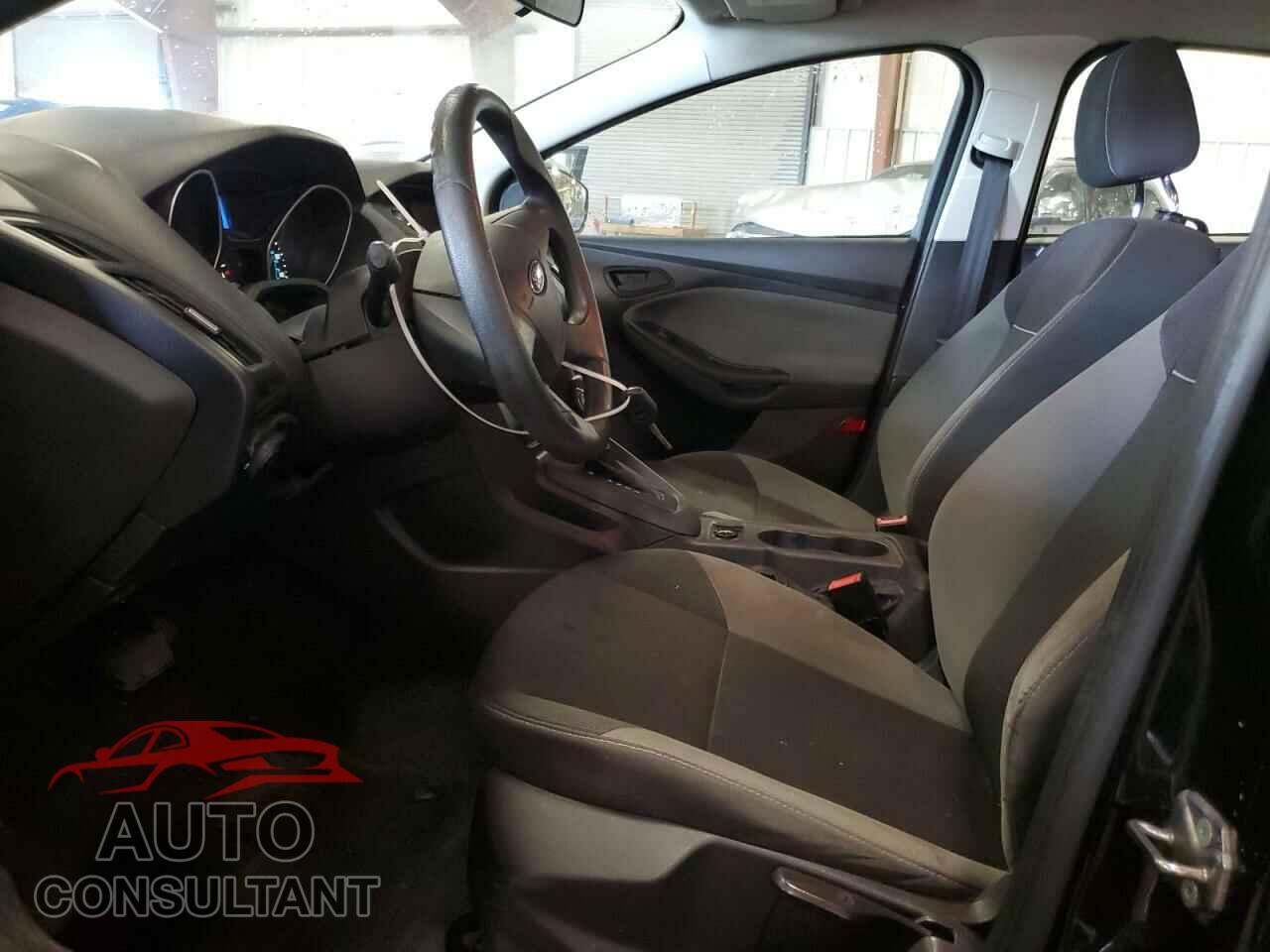 FORD FOCUS 2013 - 1FADP3E22DL280880