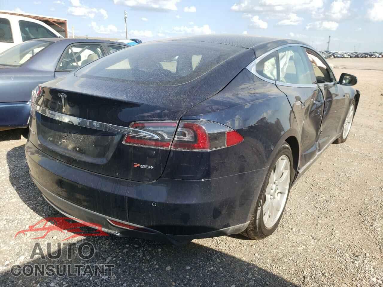 TESLA MODEL S 2013 - 5YJSA1CP2DFP23991