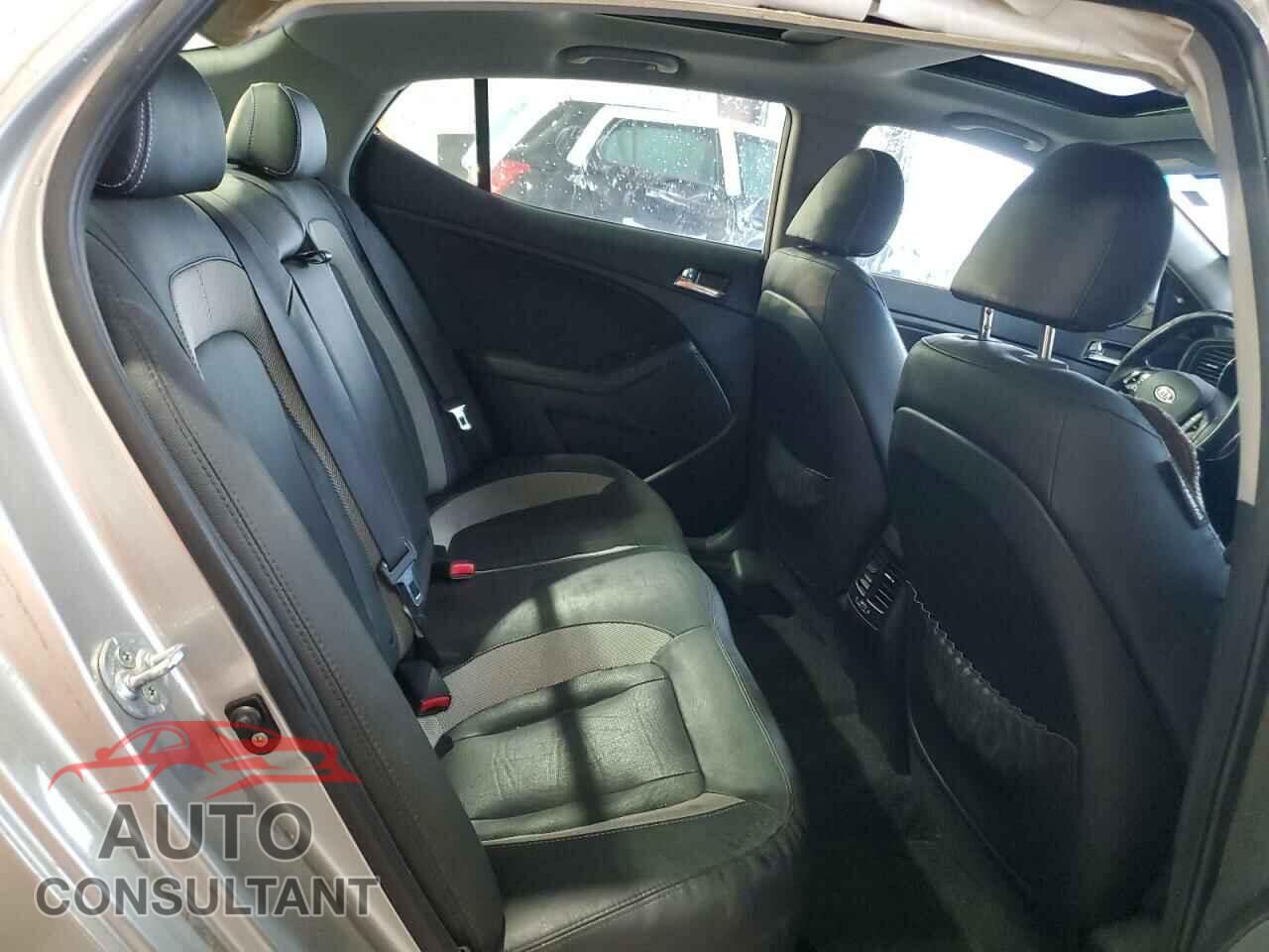 KIA OPTIMA 2011 - KNAGR4A61B5142004