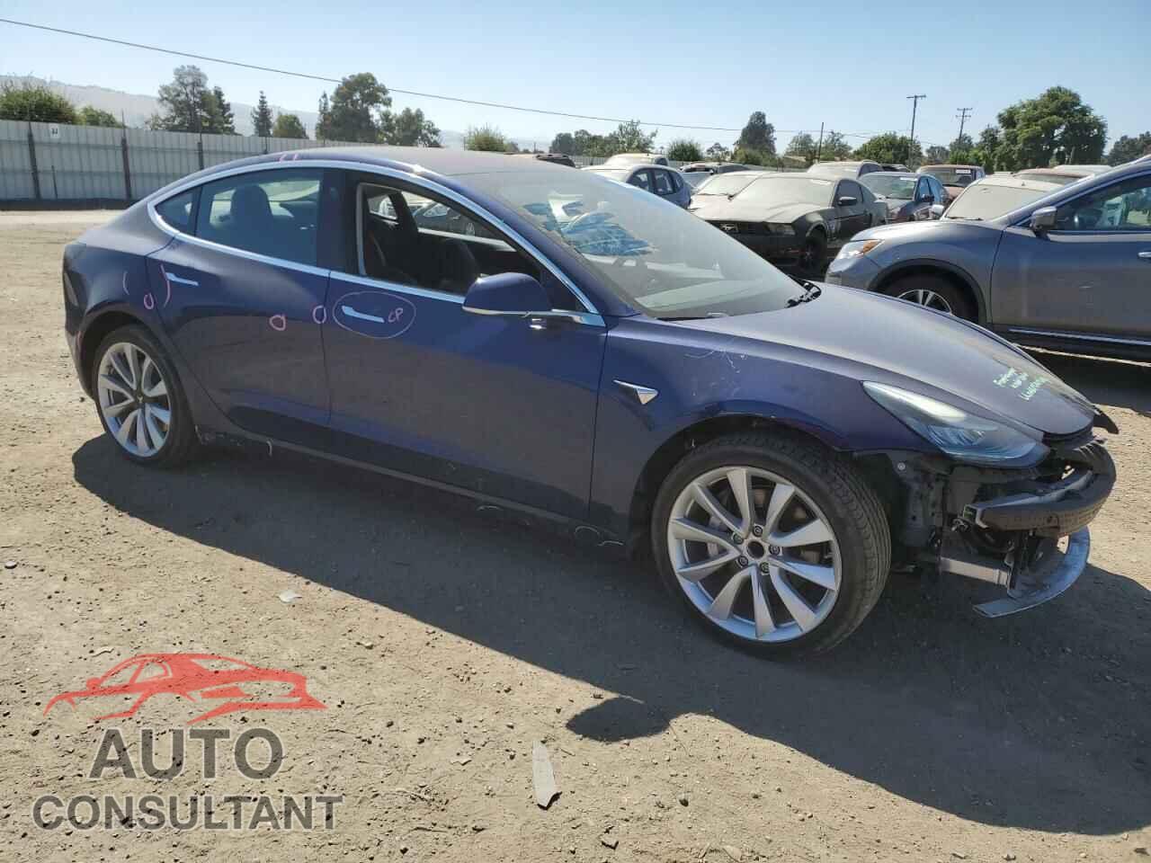 TESLA MODEL 3 2018 - 5YJ3E1EA9JF024919