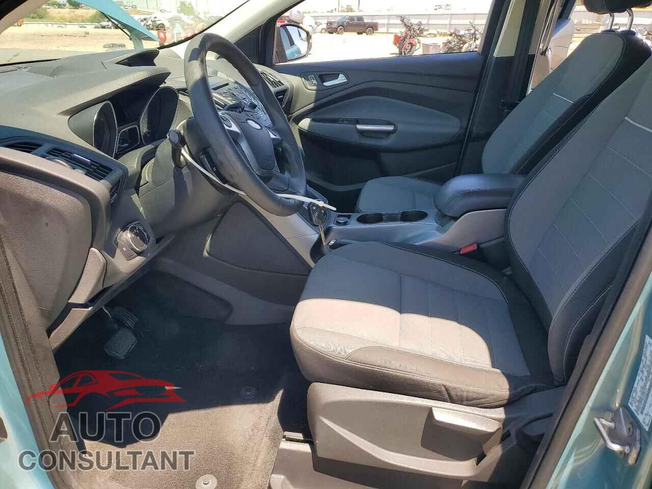FORD ESCAPE 2013 - 1FMCU0GX4DUA40614