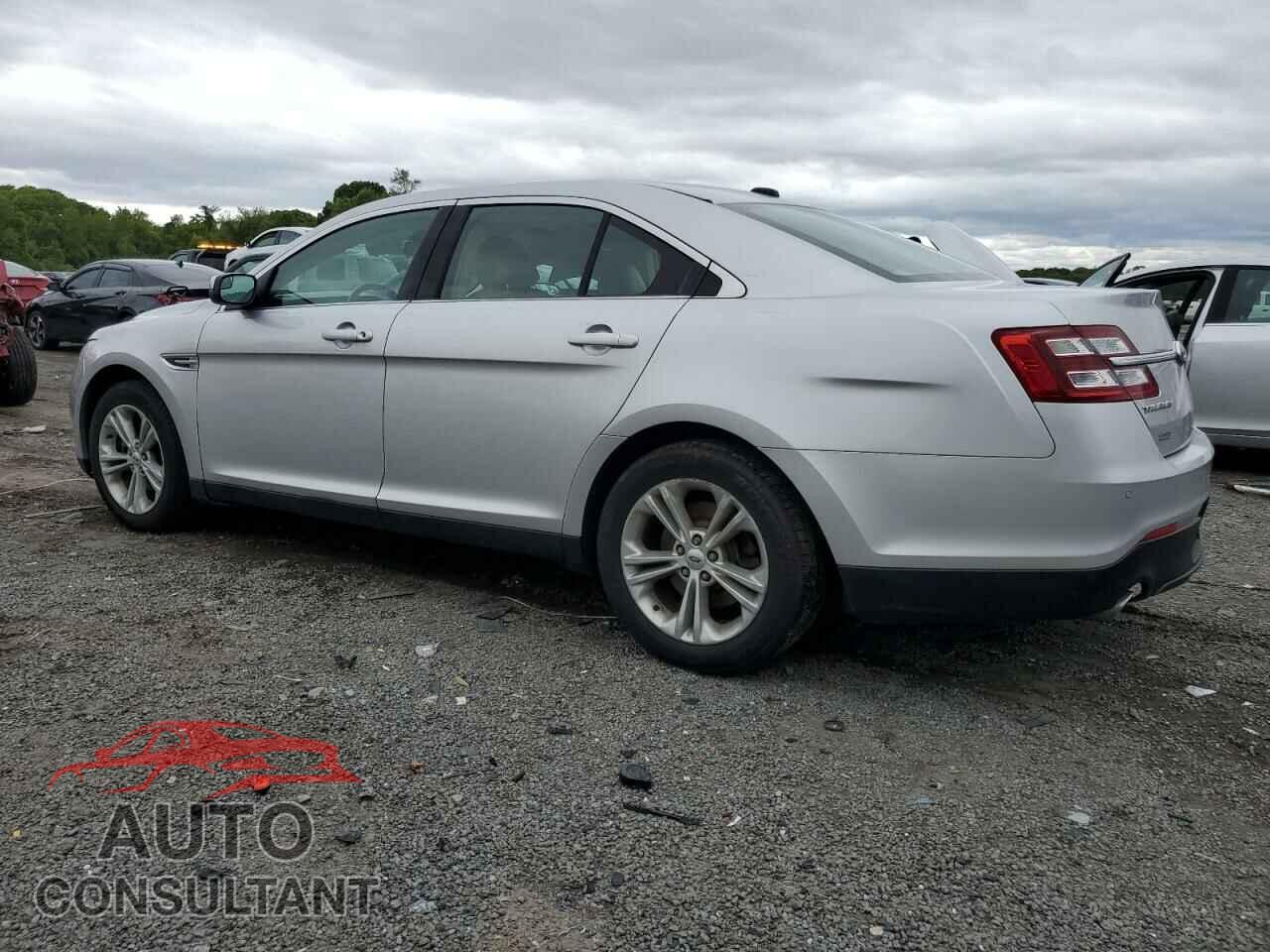FORD TAURUS 2013 - 1FAHP2E8XDG208155