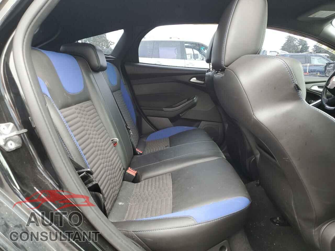 FORD FOCUS 2014 - 1FADP3L94EL441361