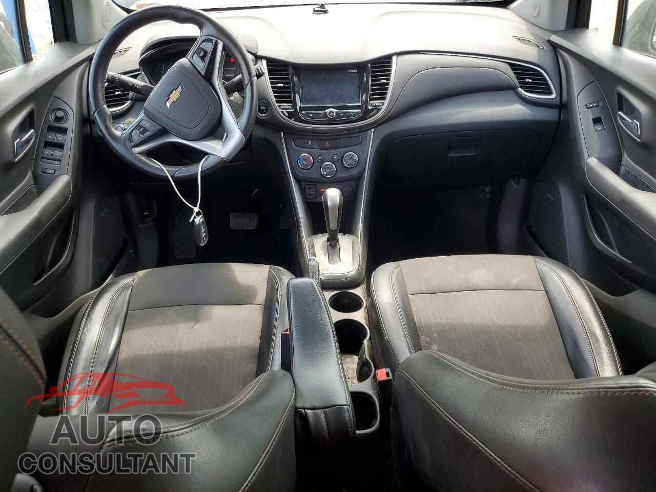 CHEVROLET TRAX 2017 - 3GNCJLSB3HL270632