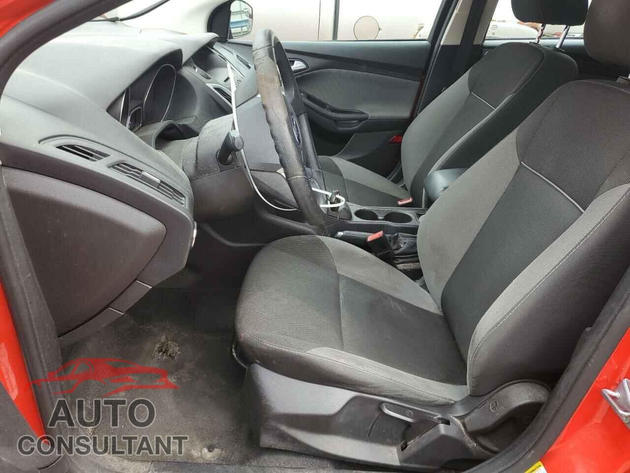 FORD FOCUS 2014 - 1FADP3F27EL148231