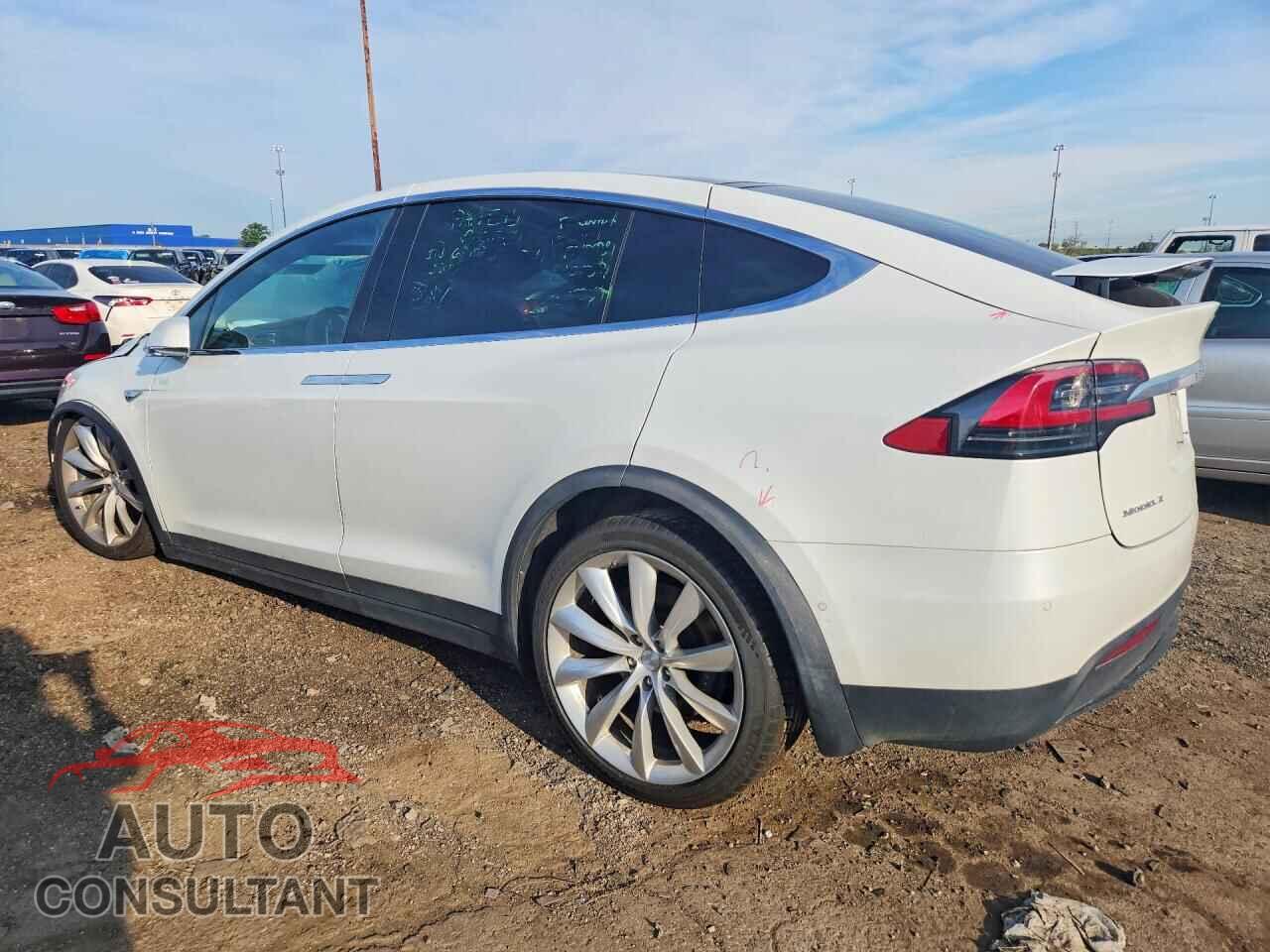 TESLA MODEL X 2016 - 5YJXCBE2XGF014527
