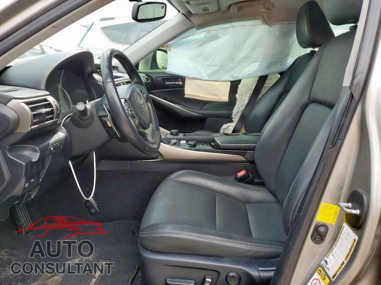 LEXUS IS 2014 - JTHBF1D23E5039943