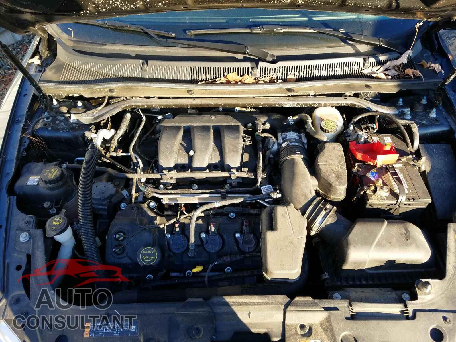 FORD TAURUS 2016 - 1FAHP2E83GG131004