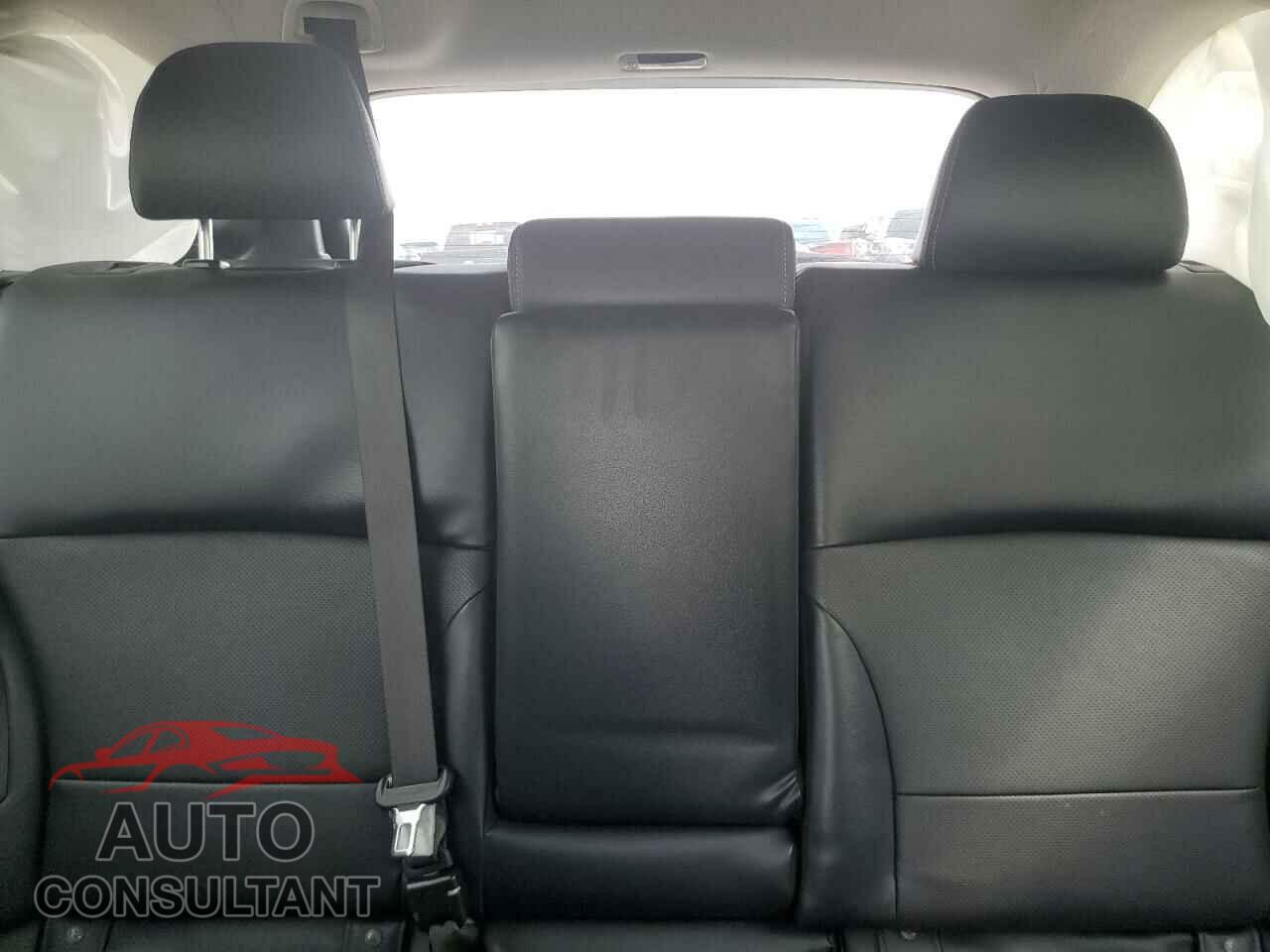 SUBARU OUTBACK 2019 - 4S4BSENC6K3246759