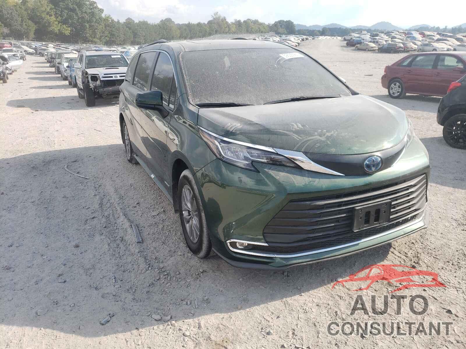 TOYOTA SIENNA 2021 - 5TDJRKEC4MS033756