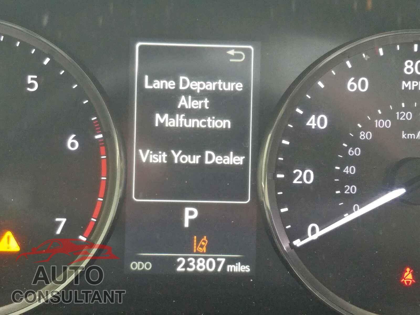 LEXUS IS 2017 - JTHBA1D23H5052873