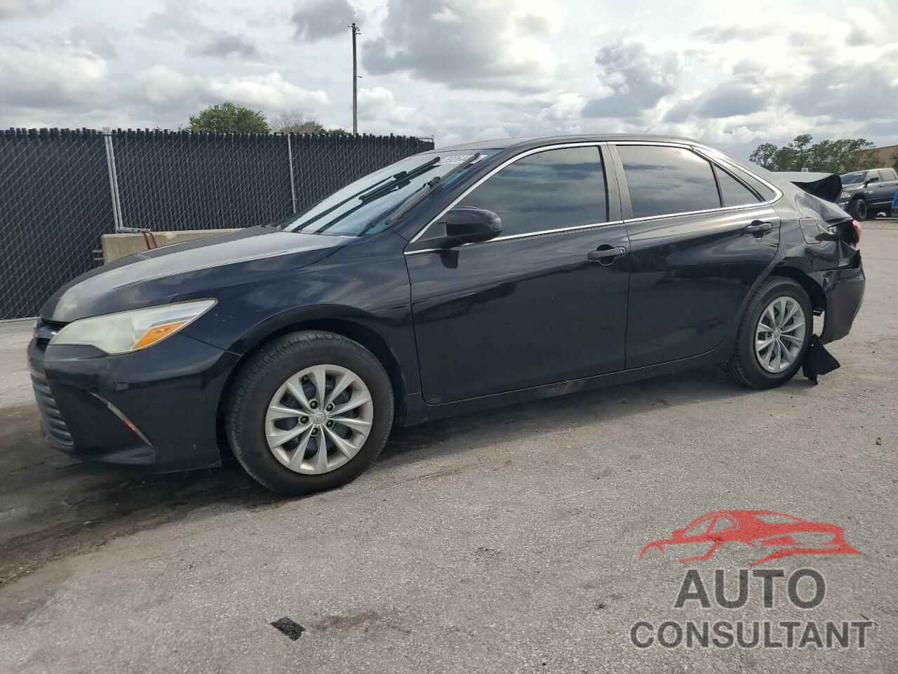 TOYOTA CAMRY 2017 - 4T1BF1FK2HU337128