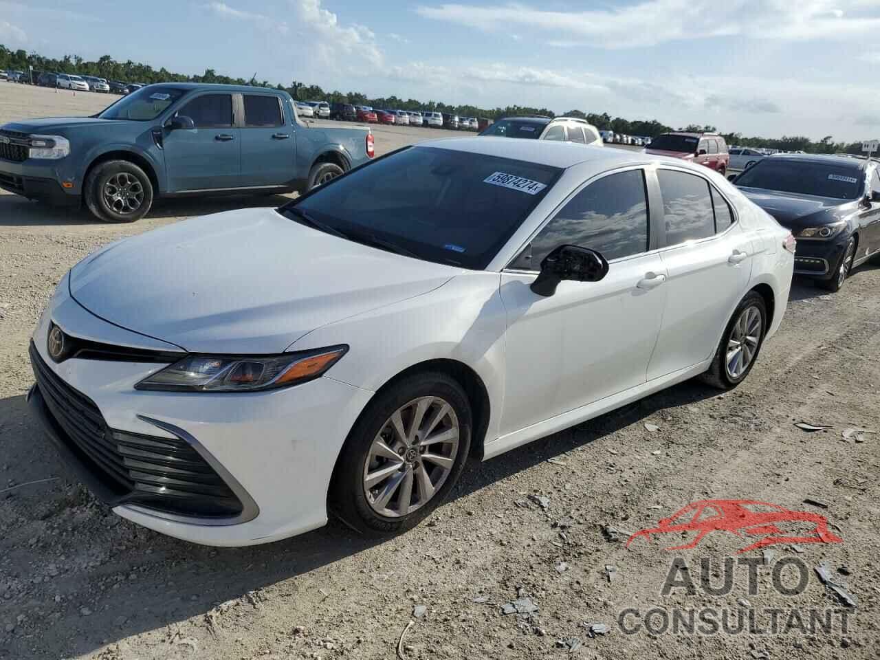 TOYOTA CAMRY 2021 - 4T1C11AK1MU591465