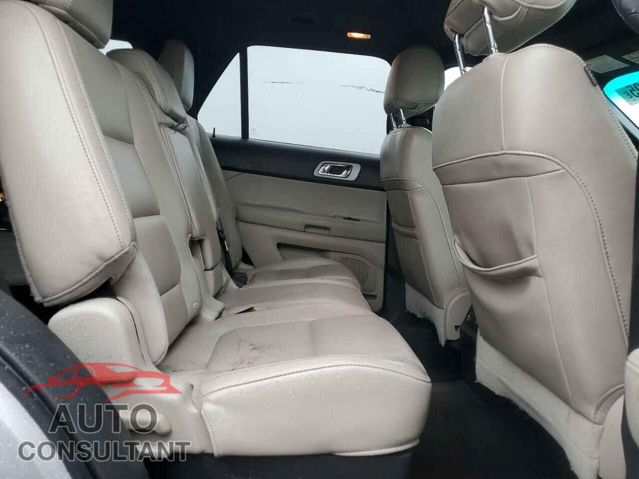 FORD EXPLORER 2011 - 1FMHK7F89BGA30428