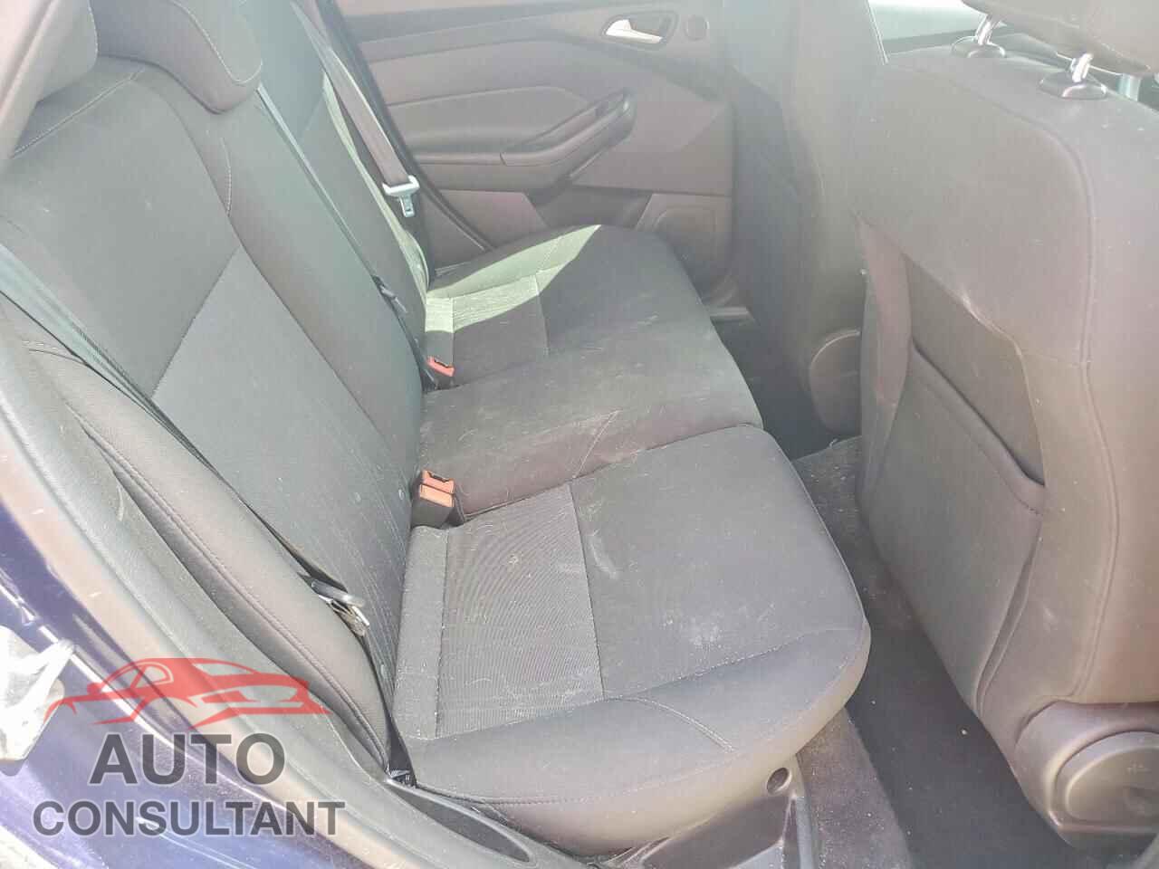 FORD FOCUS 2017 - 1FADP3M2XHL263395