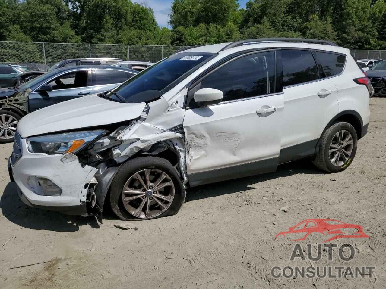 FORD ESCAPE 2018 - 1FMCU0GD0JUB15374