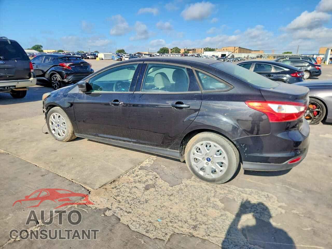 FORD FOCUS 2012 - 1FAHP3F21CL426717