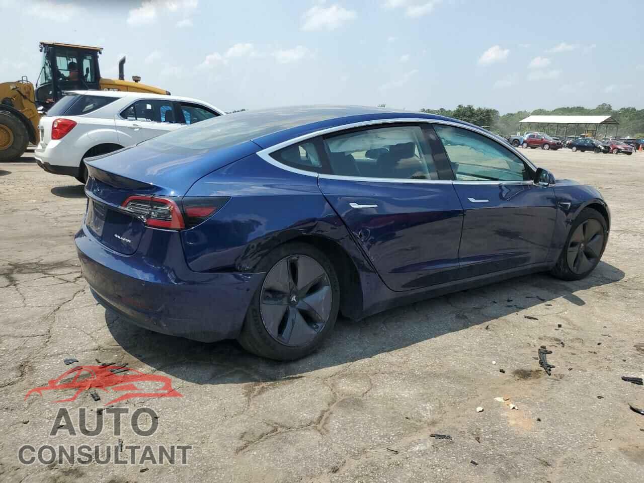 TESLA MODEL 3 2018 - 5YJ3E1EBXJF120194