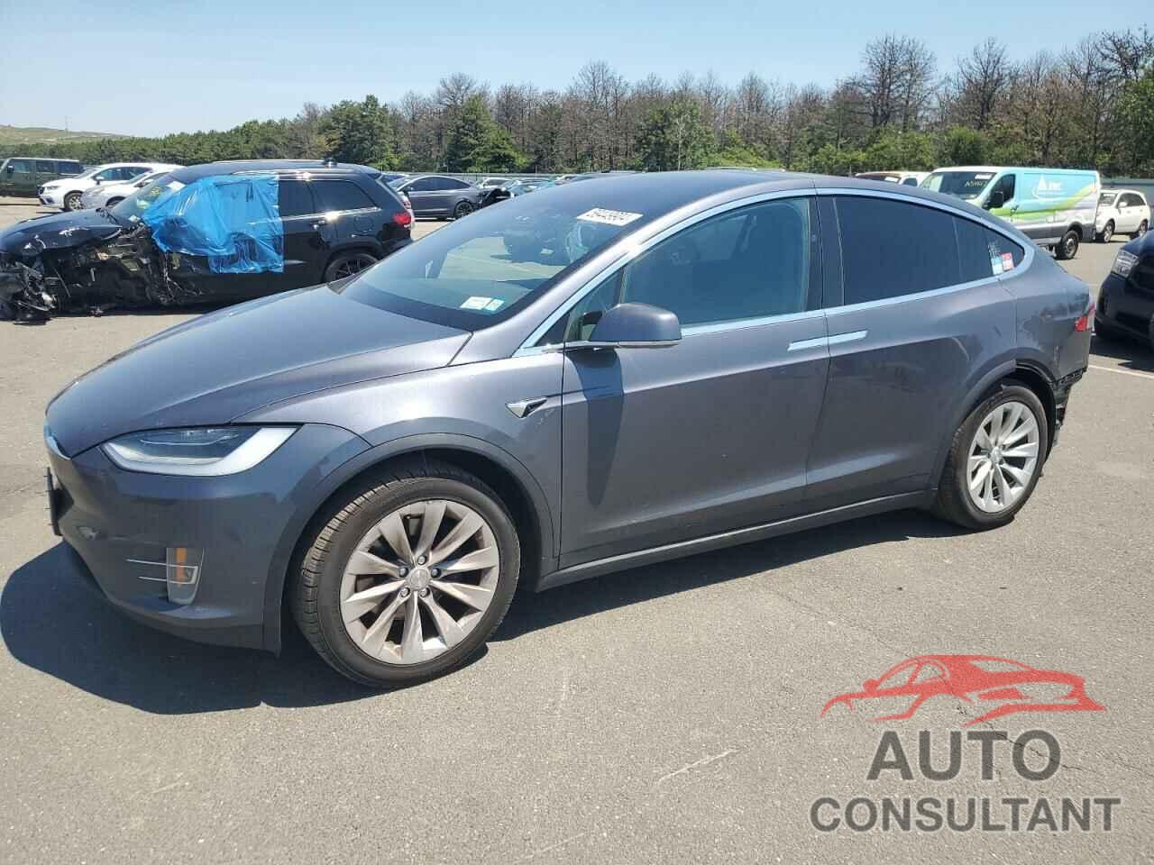 TESLA MODEL X 2021 - 5YJXCAE27MF323393