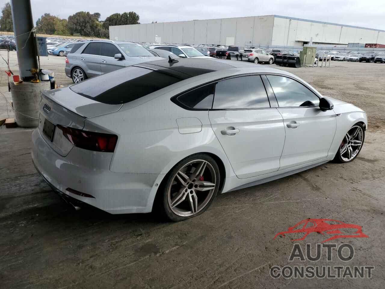 AUDI S5/RS5 2019 - WAUC4CF52KA081860