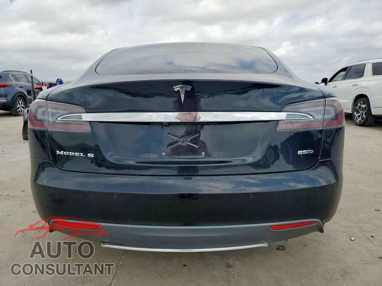 TESLA MODEL S 2015 - 5YJSA1H22FF087251