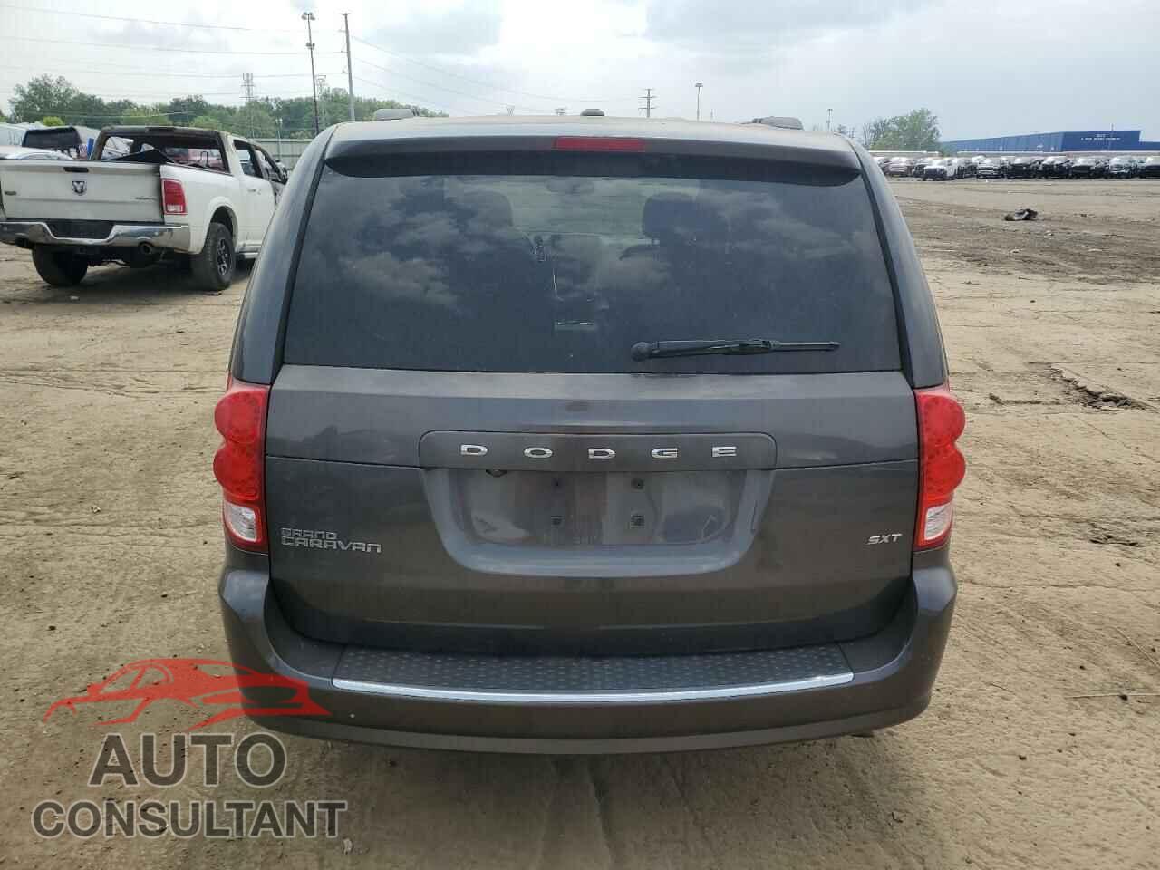 DODGE CARAVAN 2015 - 2C4RDGCG7FR728426