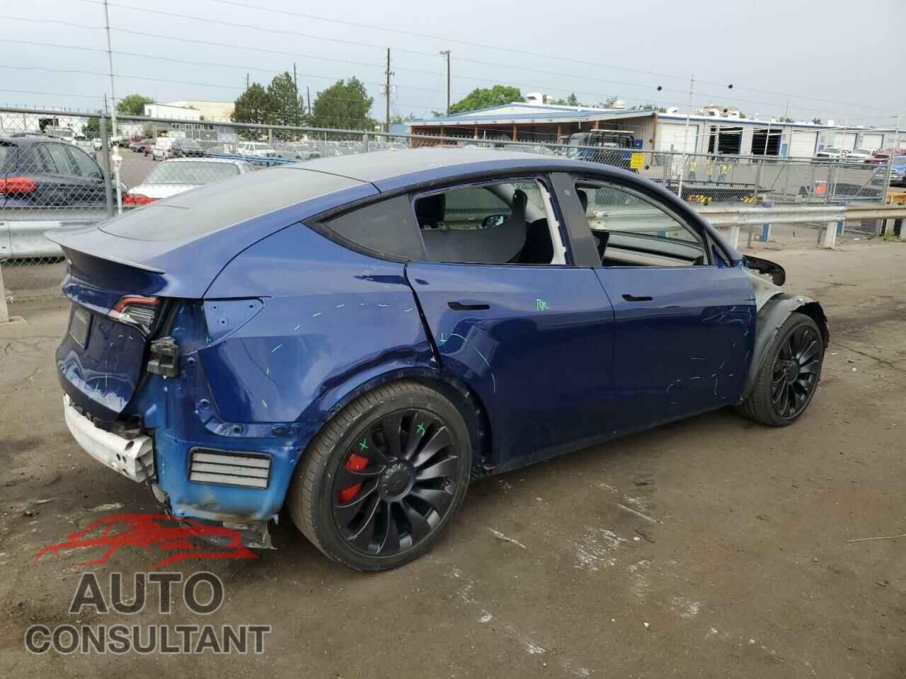 TESLA MODEL Y 2020 - 5YJYGDEF2LF034322