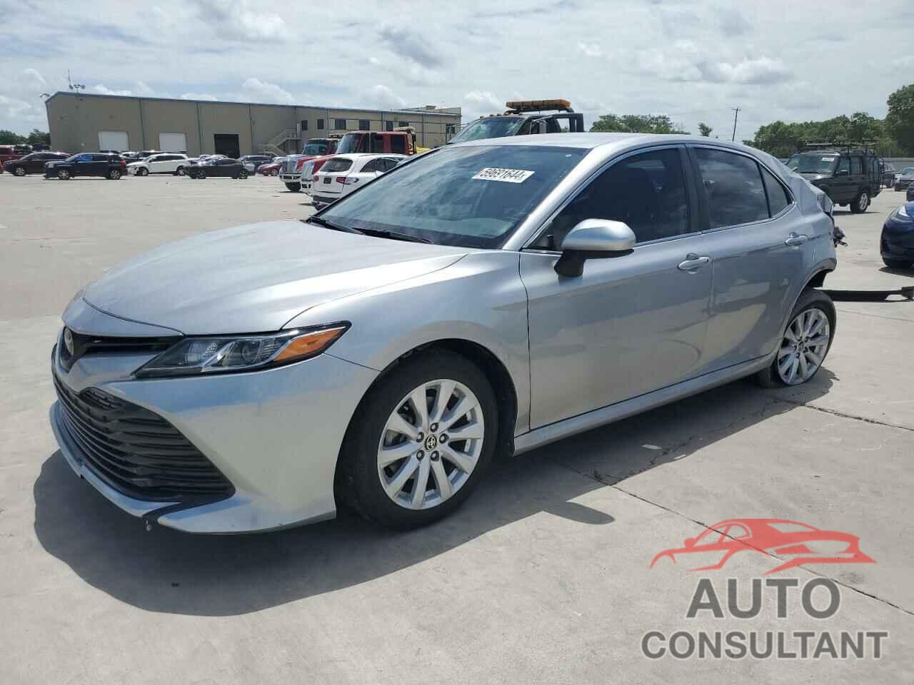 TOYOTA CAMRY 2020 - 4T1C11AKXLU503186