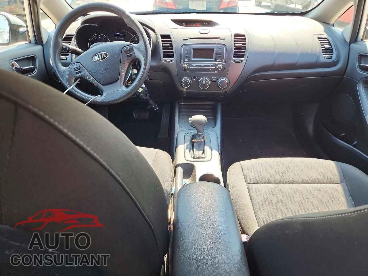 KIA FORTE 2016 - KNAFK4A6XG5577627