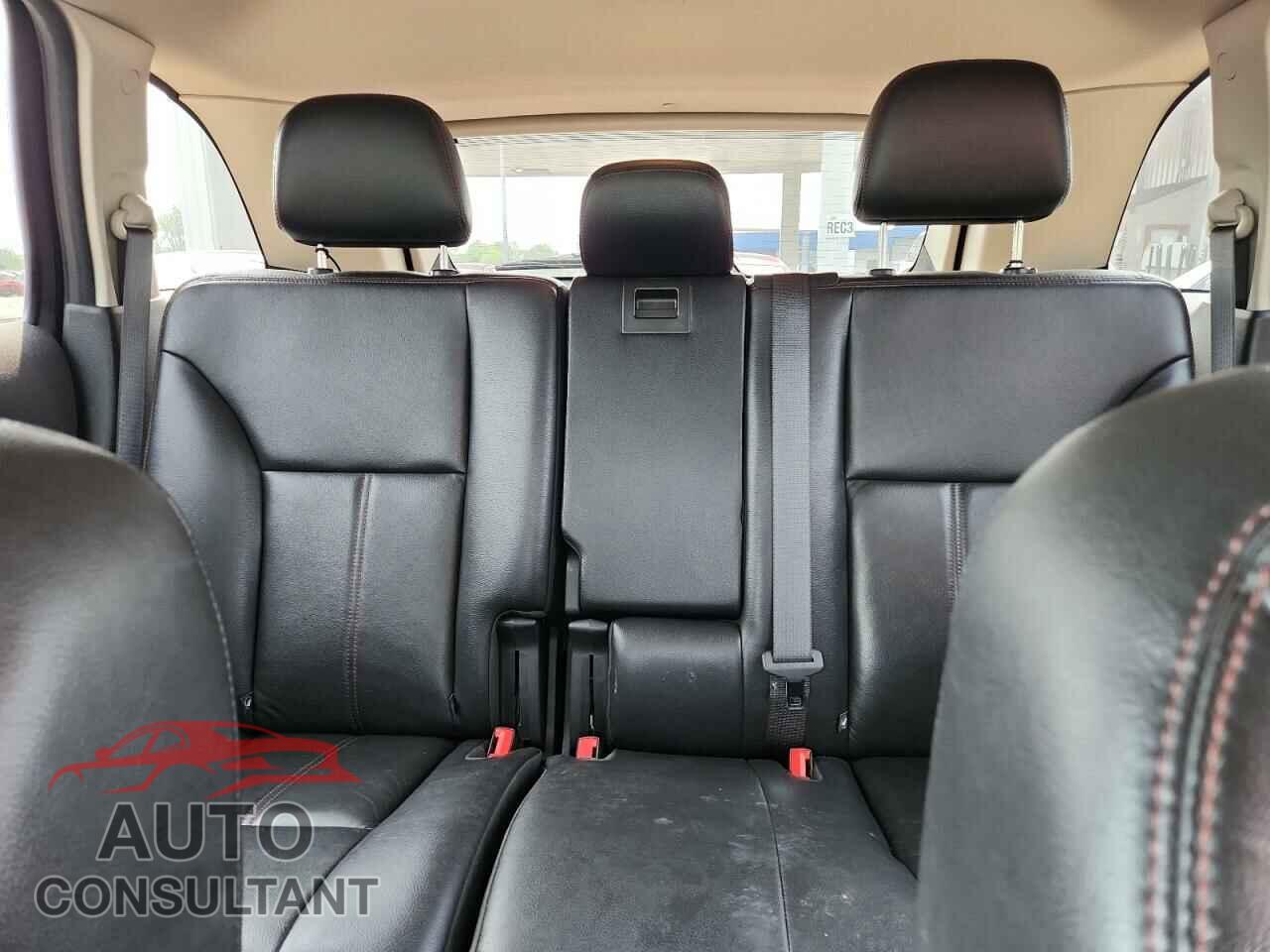 FORD EDGE 2011 - 2FMDK3JC6BBB54313