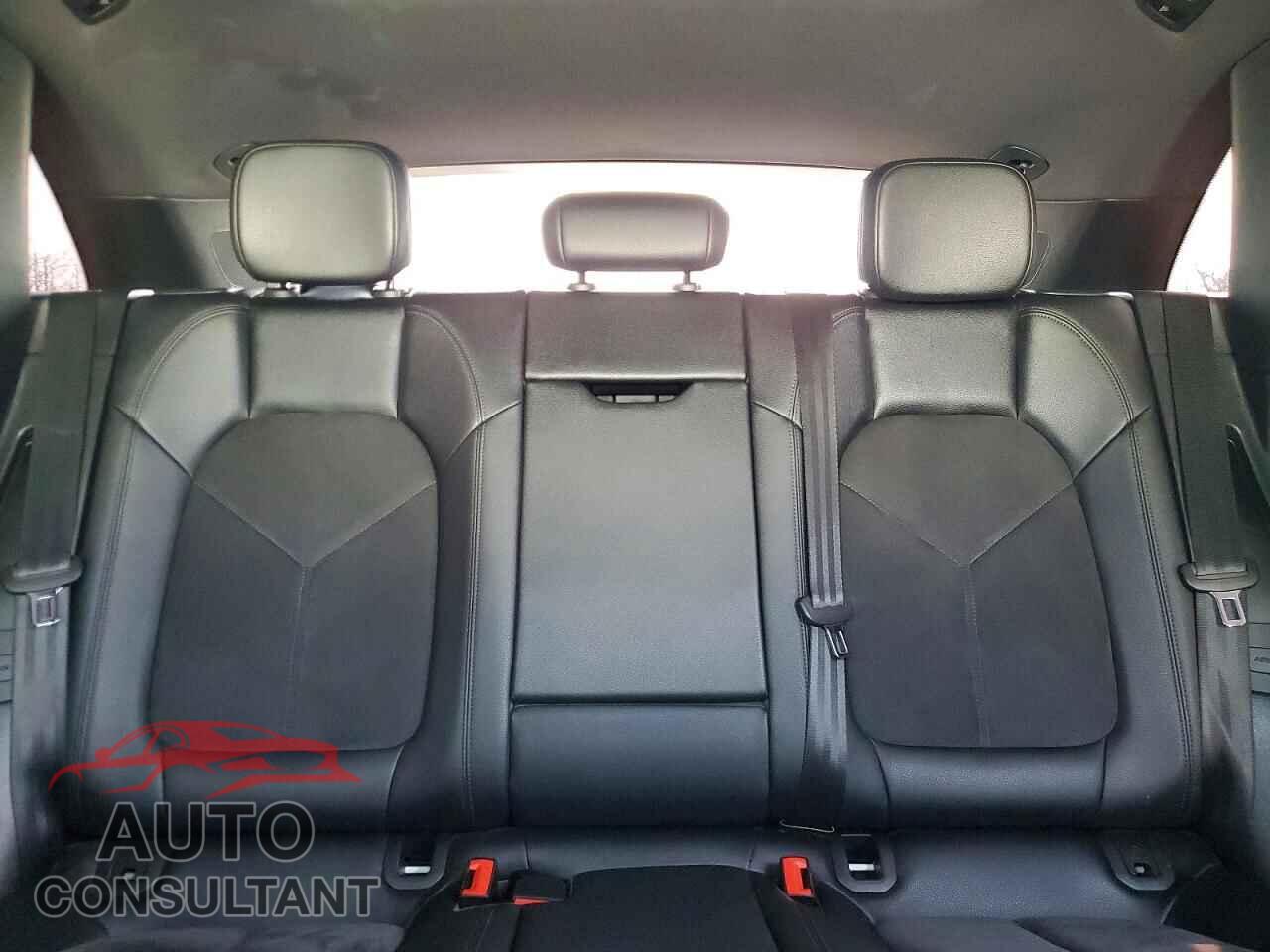 PORSCHE MACAN 2017 - WP1AA2A59HLB02350