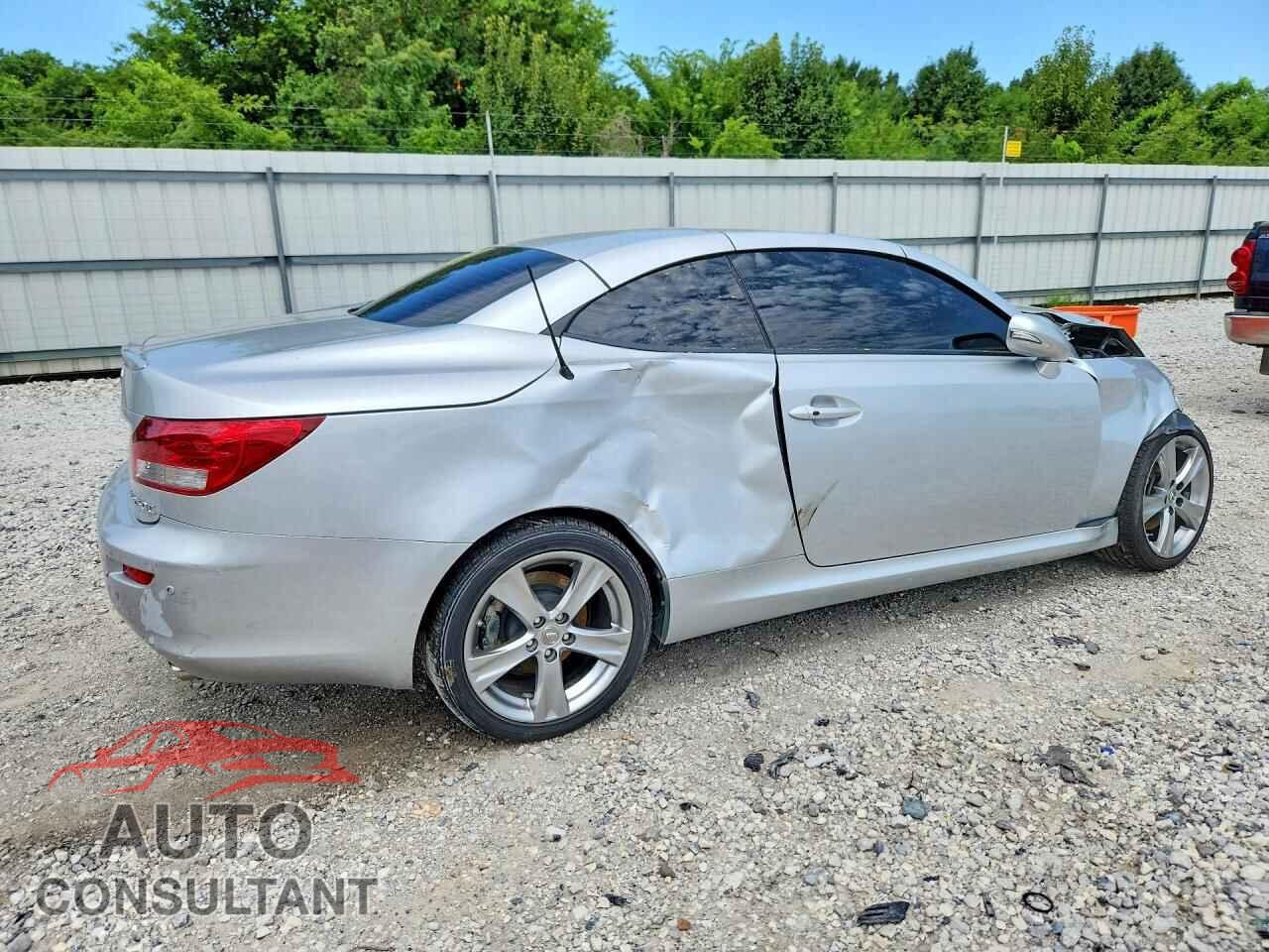 LEXUS IS 2013 - JTHFF2C23D2526746