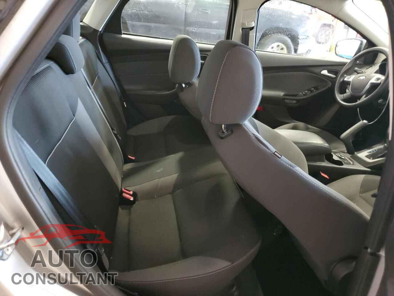 FORD FOCUS 2014 - 1FADP3F20EL304268