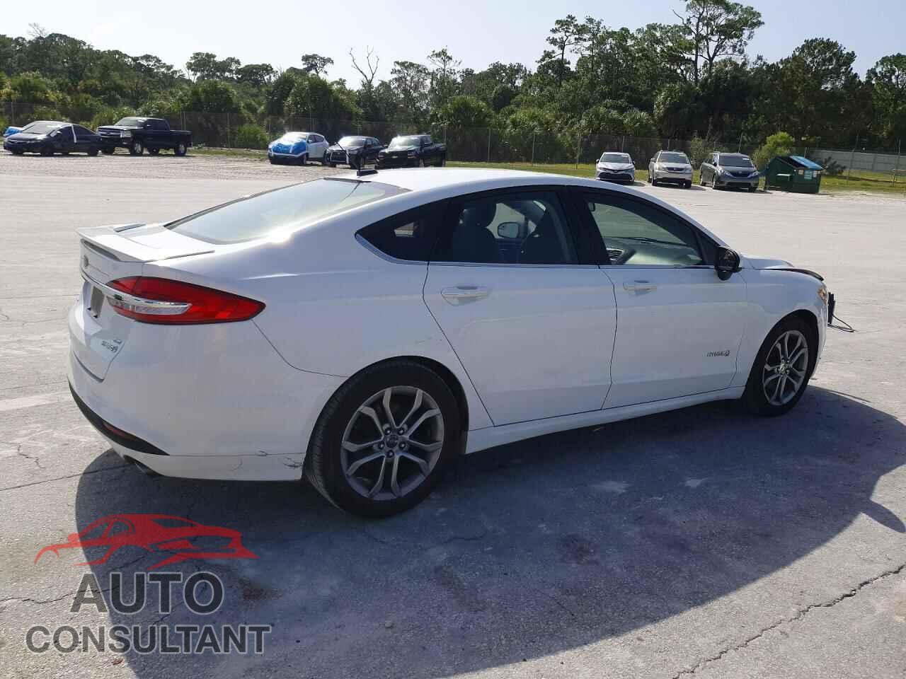 FORD FUSION 2017 - 3FA6P0LU5HR232888