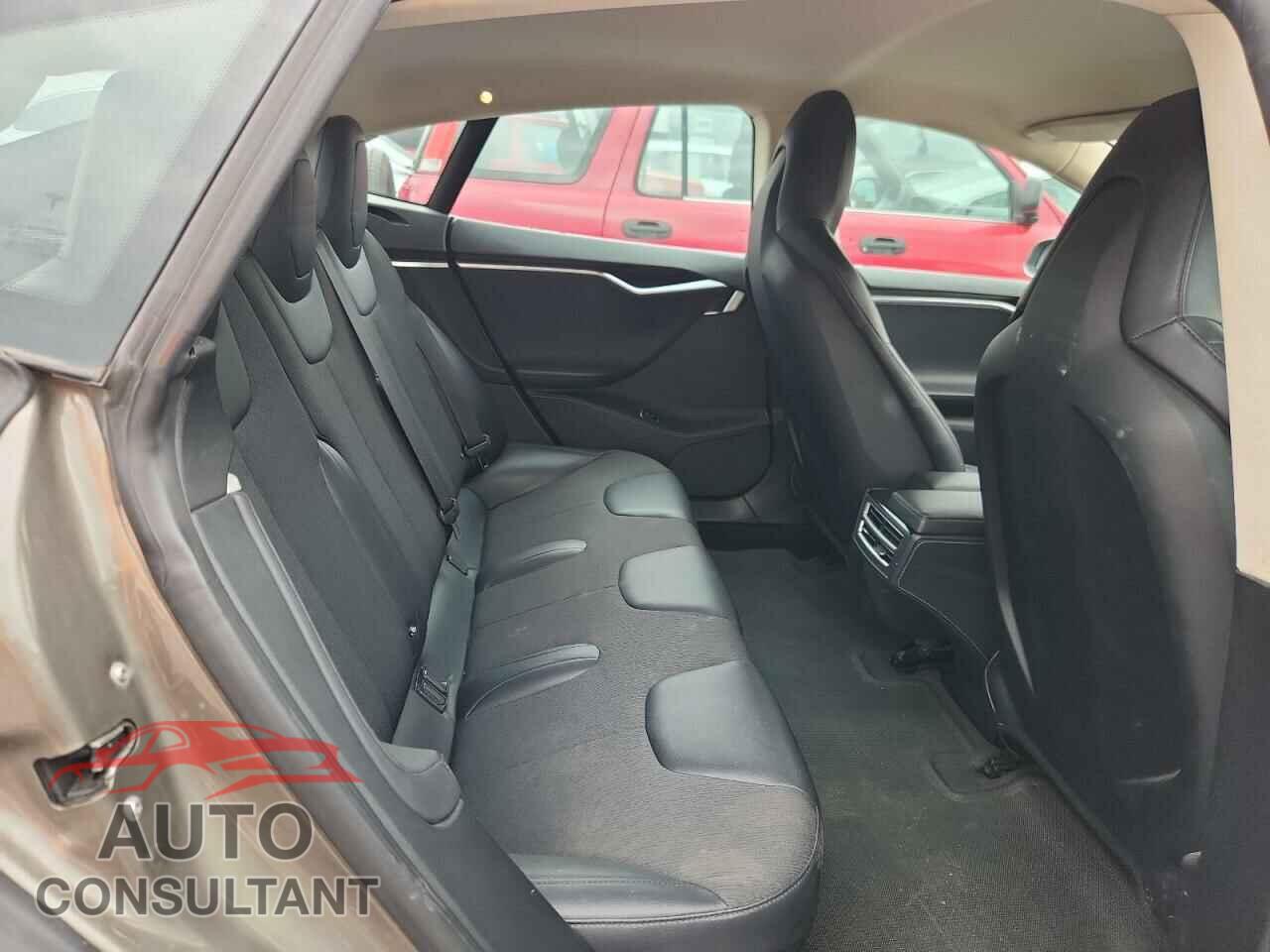 TESLA MODEL S 2015 - 5YJSA1S2XFF084770