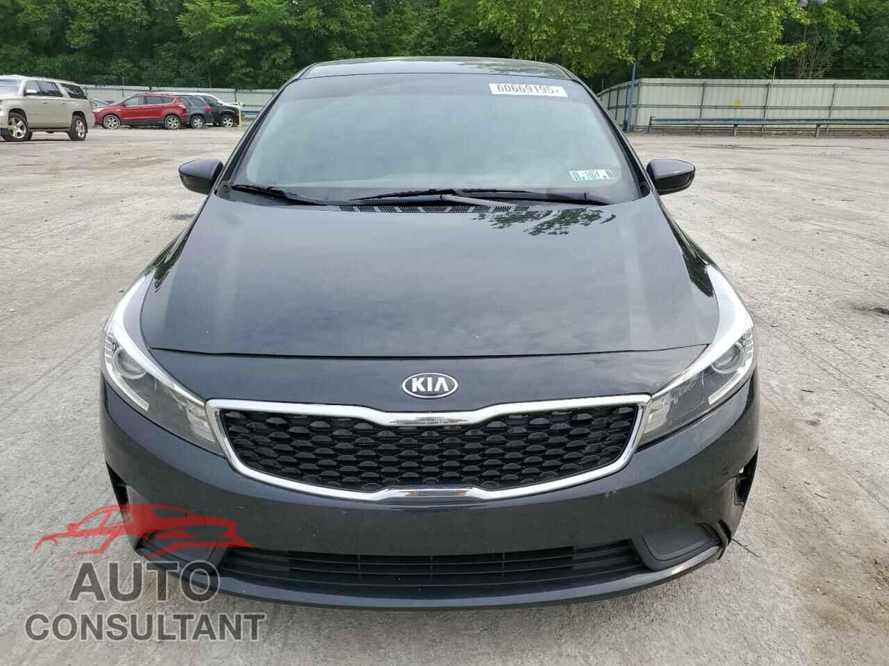 KIA FORTE 2018 - 3KPFL4A70JE200437