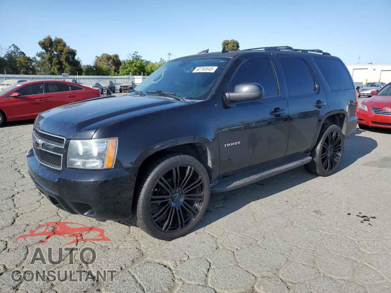 CHEVROLET TAHOE 2013 - 1GNSCBE04DR352348